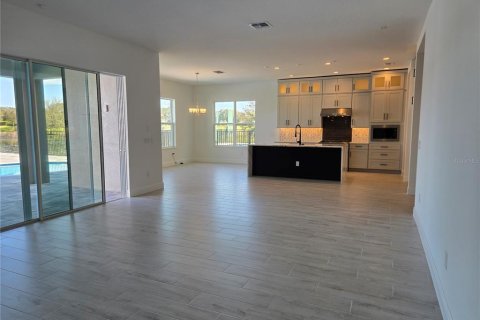 House in Winter Garden, Florida 6 bedrooms, 385.73 sq.m. № 1717728 - photo 27
