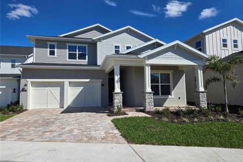 House in Winter Garden, Florida 6 bedrooms, 385.73 sq.m. № 1717728 - photo 1
