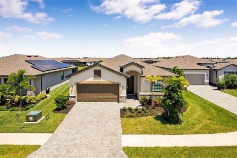 Casa en Port Charlotte, Florida 3 dormitorios, 155.15 m2 № 2371293