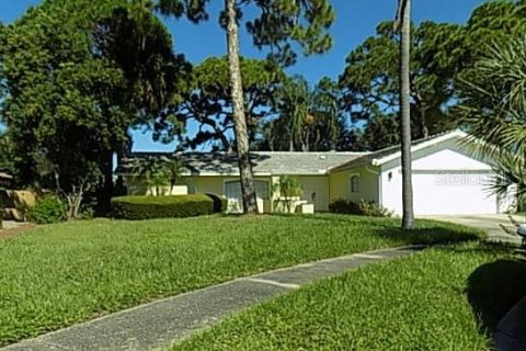 Villa ou maison à Sarasota, Floride 3 chambres, 172.43 m2 № 2419538