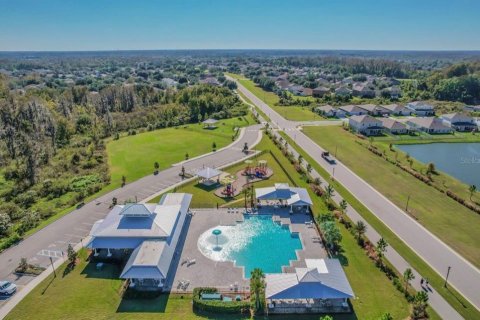 House in Land O' Lakes, Florida 3 bedrooms, 142.7 sq.m. № 2110226 - photo 4