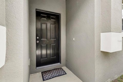 House in Land O' Lakes, Florida 3 bedrooms, 142.7 sq.m. № 2110226 - photo 7
