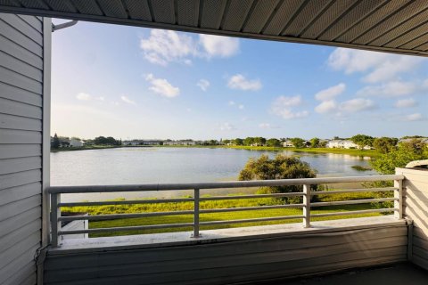 Condo in Oakland Park, Florida, 2 bedrooms  № 2252017