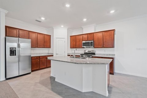 House in Bradenton, Florida 2 bedrooms, 177.26 sq.m. № 1612901 - photo 13