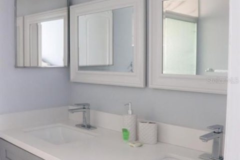 Купить кондоминиум в Киссимми, Флорида 7 комнат, 113.34м2, № 1900322 - фото 4