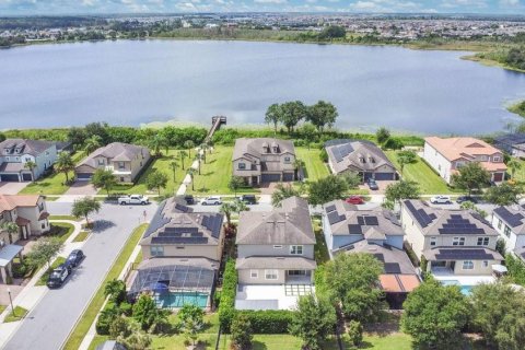 House in Winter Garden, Florida 4 bedrooms, 282.42 sq.m. № 1916297 - photo 30