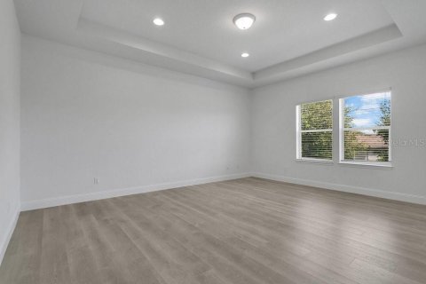 House in Winter Garden, Florida 4 bedrooms, 282.42 sq.m. № 1916297 - photo 16