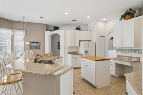 Casa en venta en Davenport, Florida, 4 dormitorios, 219.9 m2 № 2199576 - foto 18