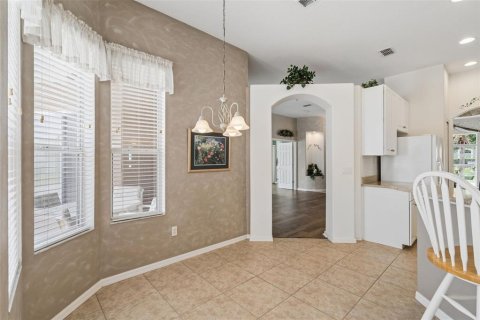 Casa en venta en Davenport, Florida, 4 dormitorios, 219.9 m2 № 2199576 - foto 14