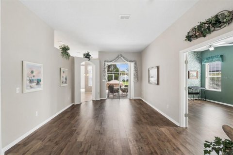 Casa en venta en Davenport, Florida, 4 dormitorios, 219.9 m2 № 2199576 - foto 10