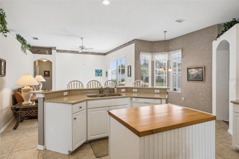 Casa en venta en Davenport, Florida, 4 dormitorios, 219.9 m2 № 2199576 - foto 19