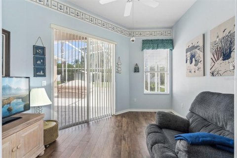 Casa en venta en Davenport, Florida, 4 dormitorios, 219.9 m2 № 2199576 - foto 28
