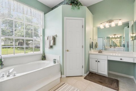 Casa en venta en Davenport, Florida, 4 dormitorios, 219.9 m2 № 2199576 - foto 30