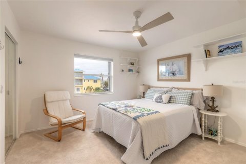 Villa ou maison à louer à New Smyrna Beach, Floride: 3 chambres, 163.14 m2 № 1406962 - photo 16