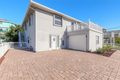 Villa ou maison à louer à New Smyrna Beach, Floride: 3 chambres, 163.14 m2 № 1406962 - photo 5