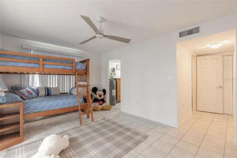 Villa ou maison à louer à New Smyrna Beach, Floride: 3 chambres, 163.14 m2 № 1406962 - photo 3