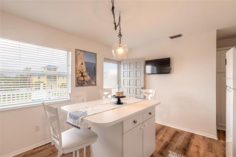 Villa ou maison à louer à New Smyrna Beach, Floride: 3 chambres, 163.14 m2 № 1406962 - photo 20