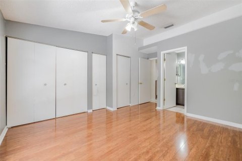 Condo in Tampa, Florida, 2 bedrooms № 2211587 - photo 26
