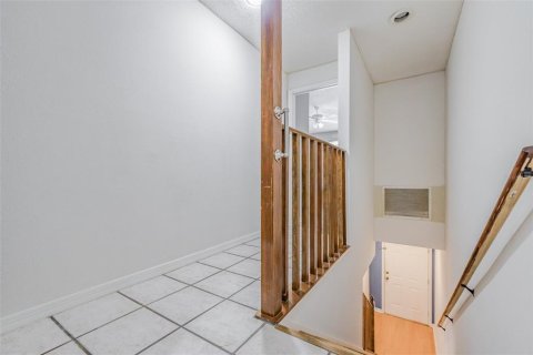 Condo in Tampa, Florida, 2 bedrooms № 2211587 - photo 24