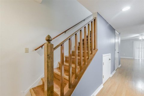 Condo in Tampa, Florida, 2 bedrooms № 2211587 - photo 23