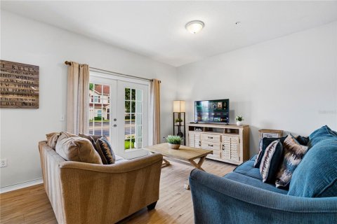 Touwnhouse à louer à Kissimmee, Floride: 4 chambres, 157.38 m2 № 2416663 - photo 6