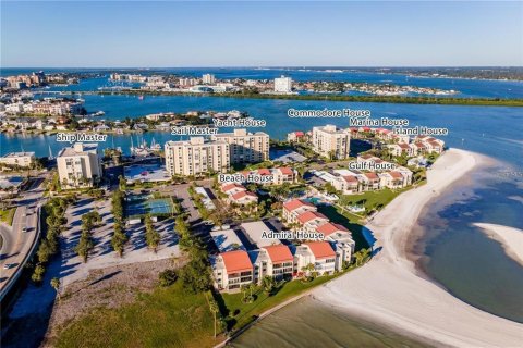 Condominio en venta en Clearwater, Florida, 2 dormitorios, 83.61 m2 № 2107151 - foto 2