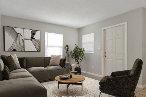 Apartamento en alquiler en Tampa, Florida, 2 dormitorios, 69.86 m2 № 1824668 - foto 2