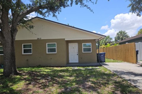 Apartamento en alquiler en Tampa, Florida, 2 dormitorios, 69.86 m2 № 1824668 - foto 1