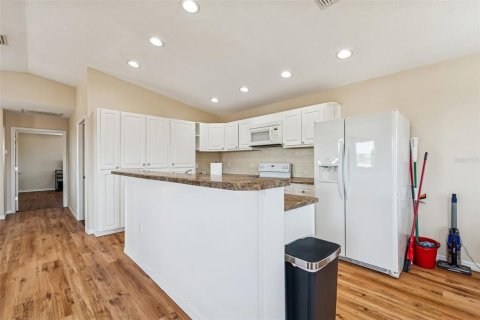 Villa ou maison à vendre à Plant City, Floride: 2 chambres, 107.02 m2 № 2092089 - photo 20