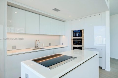 Condominio en venta en Sunny Isles Beach, Florida, 2 dormitorios, 107.86 m2 № 2008422 - foto 7