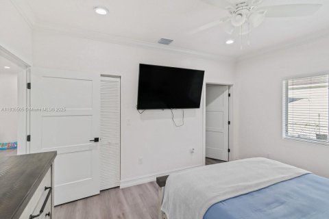 Купить виллу или дом в Майами-Гарденс, Флорида 3 спальни, 114.83м2, № 1943130 - фото 14