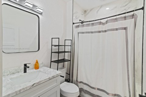 Купить виллу или дом в Майами-Гарденс, Флорида 3 спальни, 114.83м2, № 1943130 - фото 6