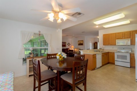 House in Summerfield, Florida 2 bedrooms, 146.32 sq.m. № 1858183 - photo 30