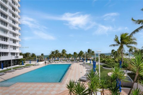 Studio in the Condo in Miami Beach, Florida  № 2061678