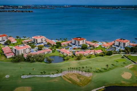 Copropriété à louer à Saint Petersburg, Floride: 1 chambre, 73.39 m2 № 1052978 - photo 8