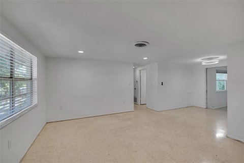 Casa en venta en Sarasota, Florida, 2 dormitorios, 113.99 m2 № 2151234 - foto 10