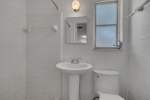 Casa en venta en Sarasota, Florida, 2 dormitorios, 113.99 m2 № 2151234 - foto 22