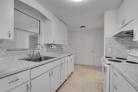 Casa en venta en Sarasota, Florida, 2 dormitorios, 113.99 m2 № 2151234 - foto 16