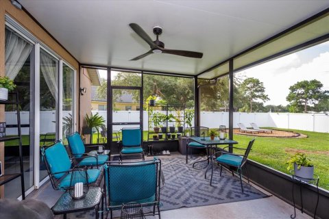 House in Casselberry, Florida 4 bedrooms, 182 sq.m. № 1847136 - photo 27