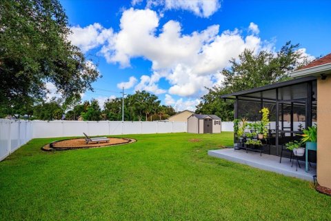 House in Casselberry, Florida 4 bedrooms, 182 sq.m. № 1847136 - photo 30