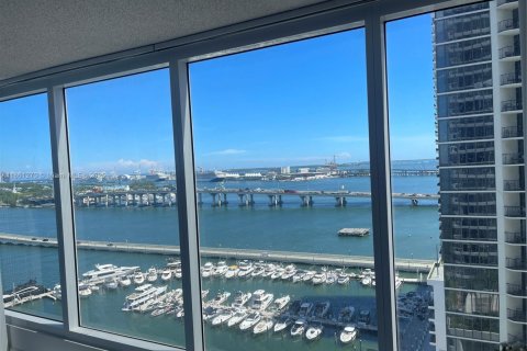 Condo in Miami, Florida, 2 bedrooms  № 1890056 - photo 4