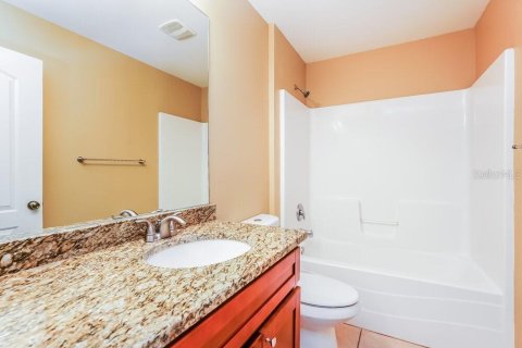 House in Lehigh Acres, Florida 3 bedrooms, 118.17 sq.m. № 1842953 - photo 13