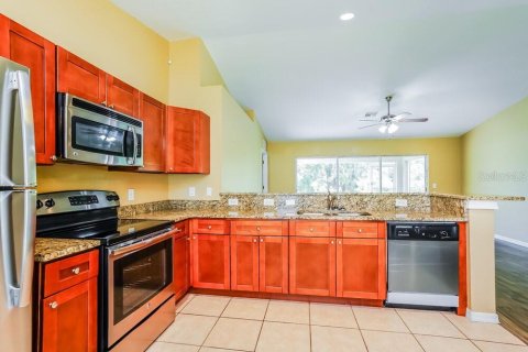 House in Lehigh Acres, Florida 3 bedrooms, 118.17 sq.m. № 1842953 - photo 7