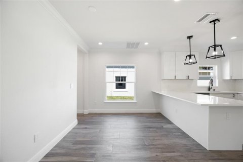 House in Plant City, Florida 4 bedrooms, 184.23 sq.m. № 1871201 - photo 9