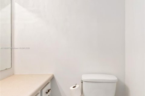 Condominio en venta en Lauderhill, Florida, 1 dormitorio, 86.21 m2 № 1941045 - foto 18