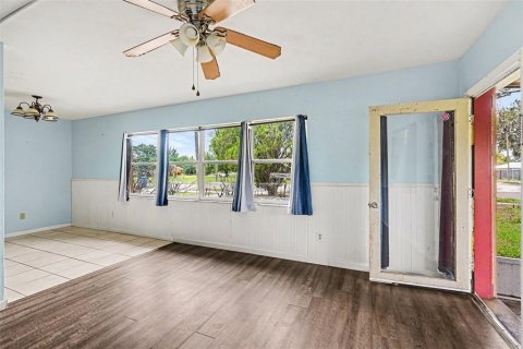 House in Fort Meade, Florida 3 bedrooms, 88.26 sq.m. № 2198397 - photo 4