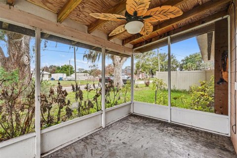 House in Fort Meade, Florida 3 bedrooms, 88.26 sq.m. № 2198397 - photo 28