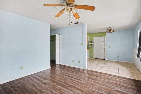 House in Fort Meade, Florida 3 bedrooms, 88.26 sq.m. № 2198397 - photo 5