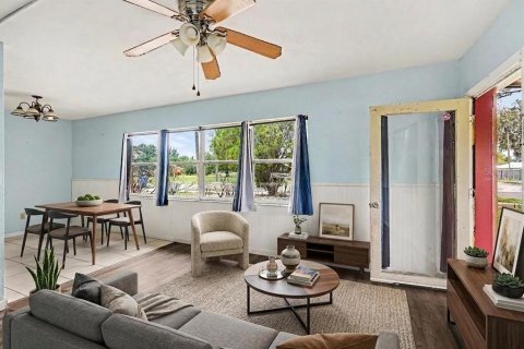 House in Fort Meade, Florida 3 bedrooms, 88.26 sq.m. № 2198397 - photo 3