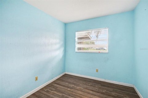 House in Fort Meade, Florida 3 bedrooms, 88.26 sq.m. № 2198397 - photo 21